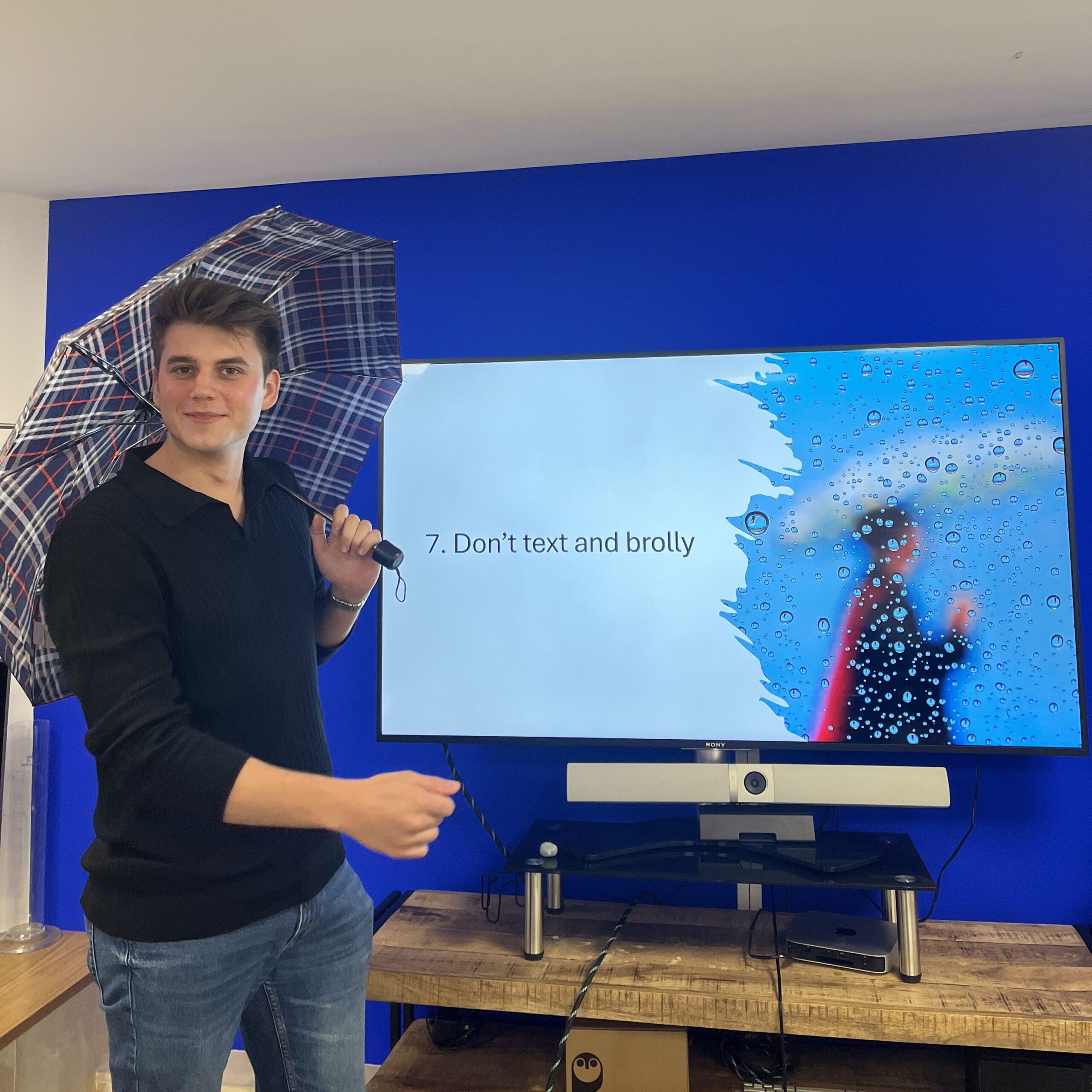 Thumbnail for HUMAN-FIRST PRESENTING: HOW PEER PRESSURE POWERED OUR MOST PERSONAL LEARNING JOURNEY YET News Post